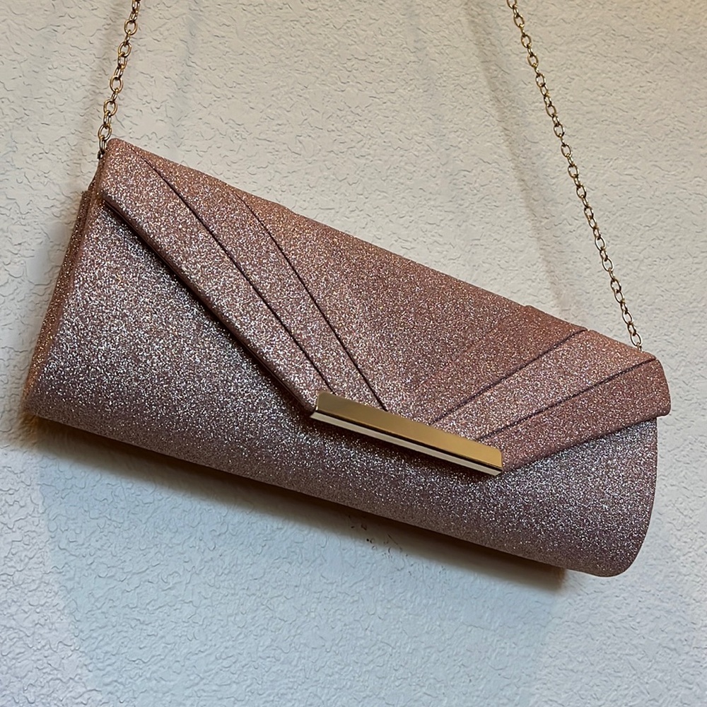 Pink glitter clutch (prom style)